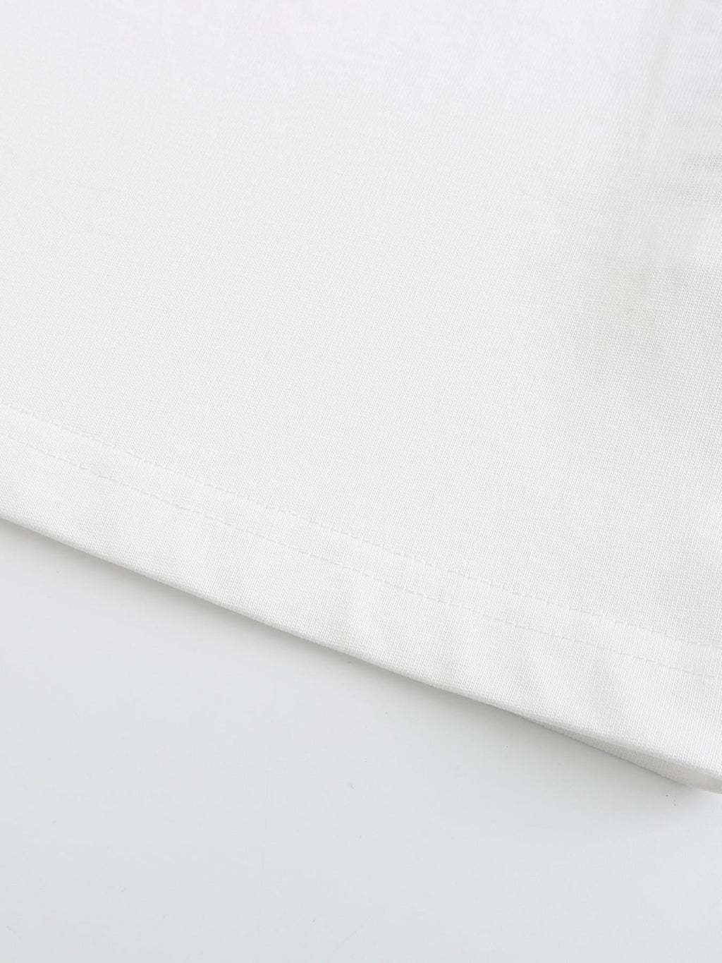 👕 Herren-T-Shirt mit strukturiertem Aufdruck – reine Baumwolle, lockere Passform & vielseitig für Alltag, Freizeit & heiße Tage ☀️