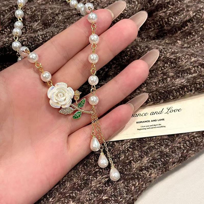 ⏰ 30 % RABATT – Nur für kurze Zeit ✨Damen Halskette mit Rosen und Perlen ✨ Romantisch, Elegant & Zeitlos