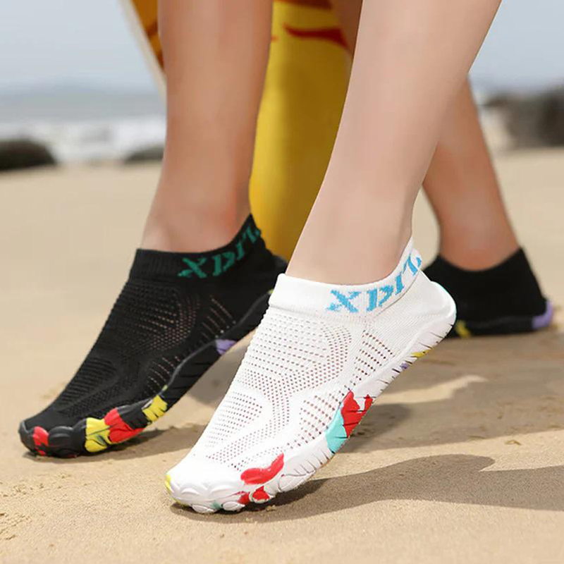 🏊‍♂️ Vielseitige Wasser-Schuhe für Damen & Herren – atmungsaktiv, schnell trocknend & mit Zehen-Design für Schwimmen, Wandern & Fitness 🌊