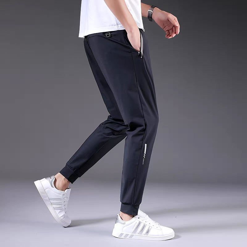 ❄️👖 Kühlende Jogginghose aus Ice-Silk-Material – leicht, atmungsaktiv & feuchtigkeitsableitend, perfekt für warme Tage, Reisen oder Entspannung