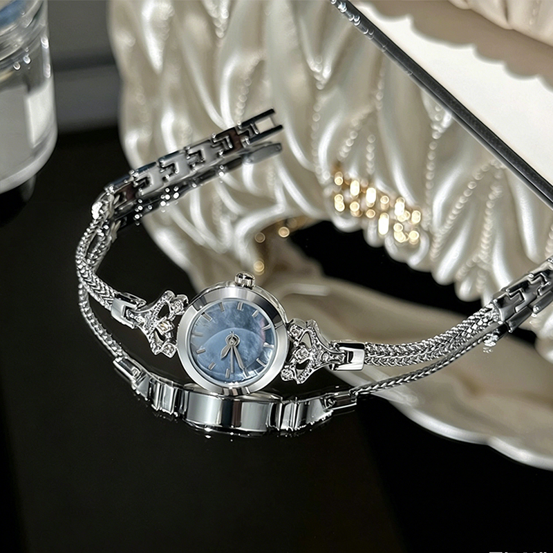 📢📢Letzter Tag – 50 % Rabatt!! ⏰Damen Armbanduhr im minimalistischen Stil – filigranes Design, edel & zeitlos✨💎