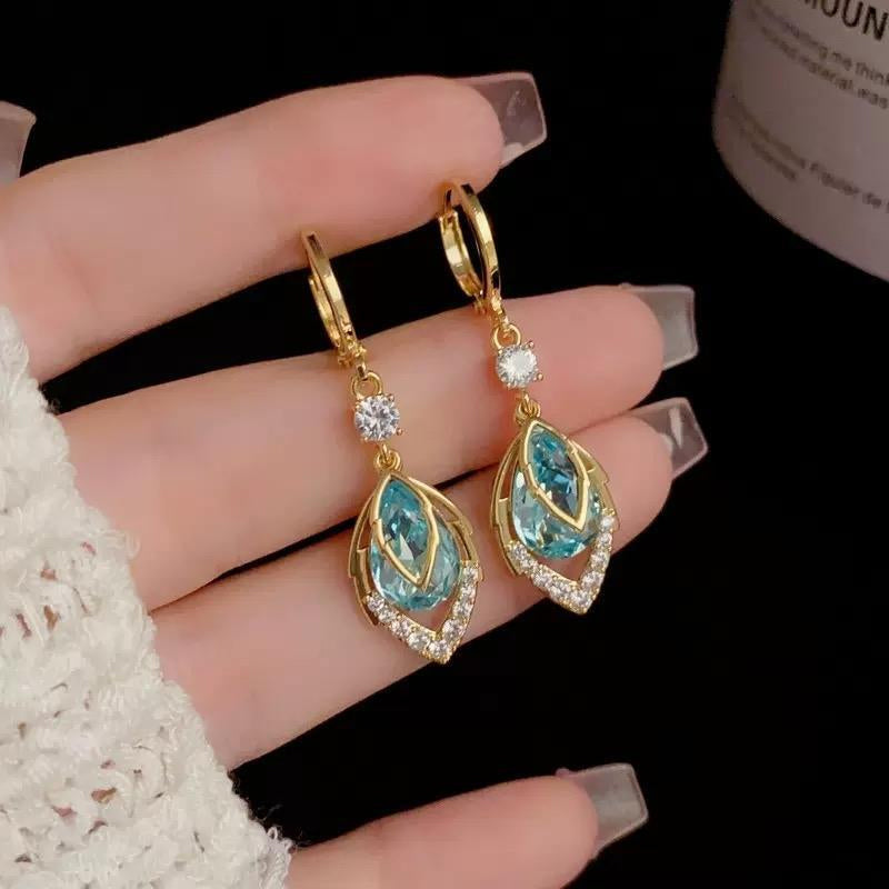 ⏰ 30 % RABATT – Nur für kurze Zeit ✨ Himmelblaue Drop-Dangle-Creolen