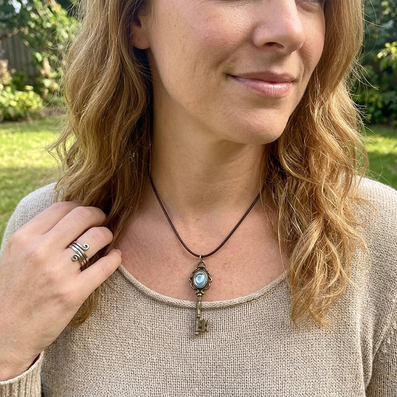 ⏰ 30 % RABATT – Nur für kurze Zeit ✨ Geheimnis-Anhänger im Vintage-Stil für Damen