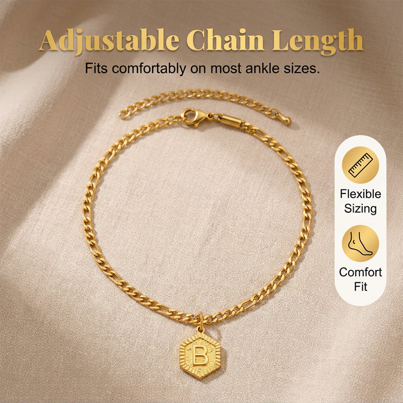 ⏰ 30 % RABATT – Nur für kurze Zeit ✨ Damen Fußkette mit Initiale 💛 Goldfarbene Figaro-Kette im Minimalistischen Stil