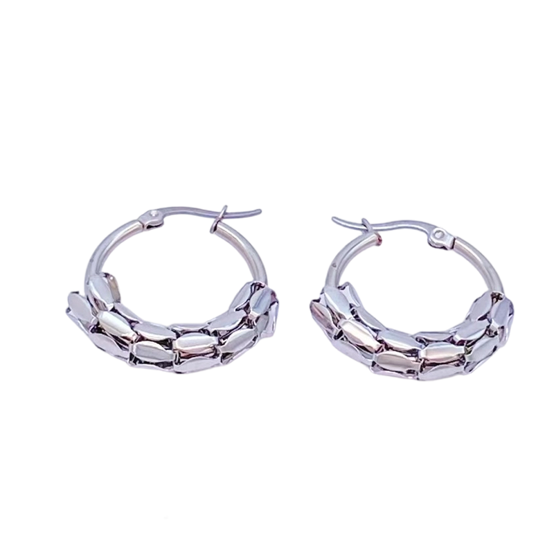 ⏰ 30 % RABATT – Nur für kurze Zeit ✨Strukturierte Creolen für Damen ✨ Elegant & Zeitlos im Alltag tragbar