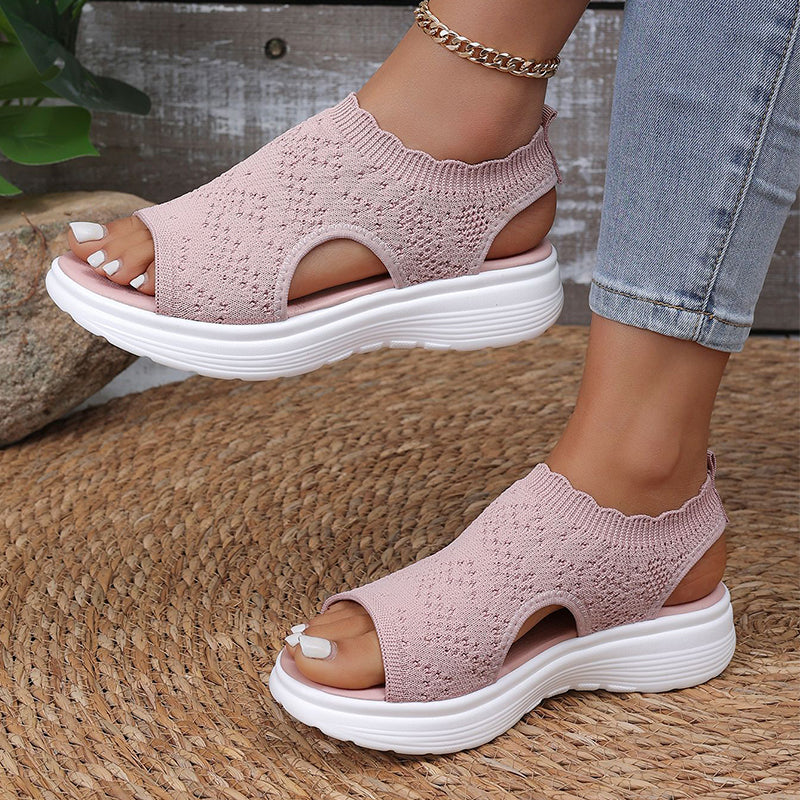 Atmungsaktive Plateau-Sandalen aus Strick für Damen