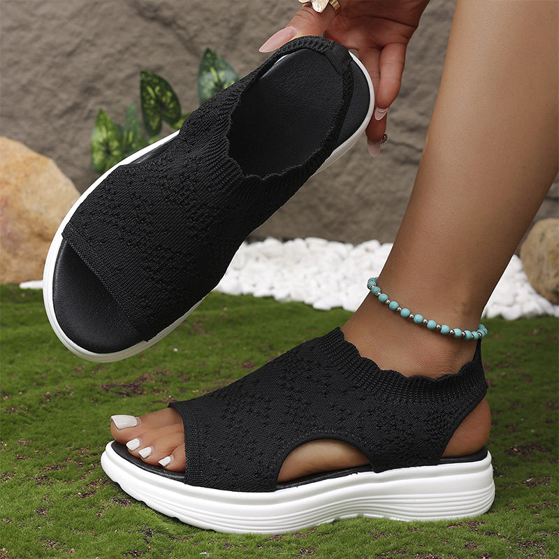 Atmungsaktive Plateau-Sandalen aus Strick für Damen