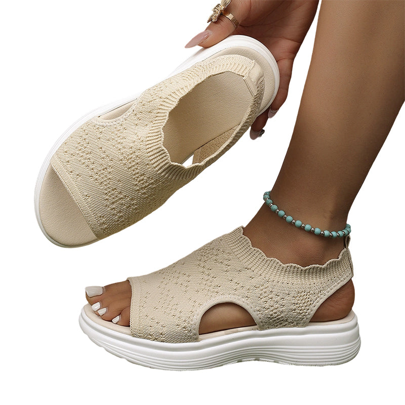 Atmungsaktive Plateau-Sandalen aus Strick für Damen