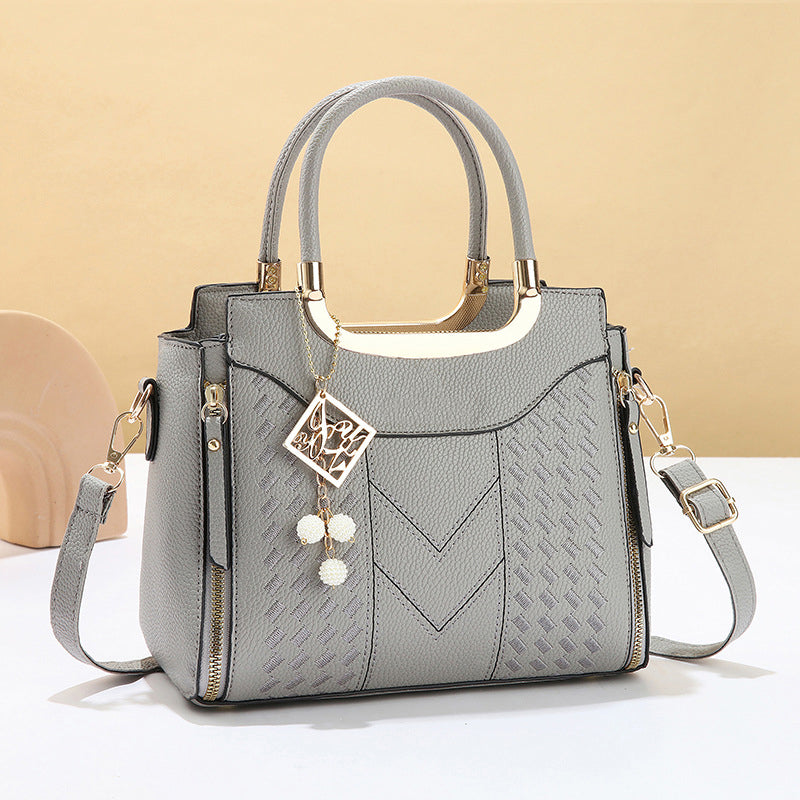 👜 NUR FÜR KURZE ZEIT: 50 % RABATT! ✨ Damen-Handtasche mit V-Naht – goldene Beschläge, mehrere Fächer, Tragegriff 🌸