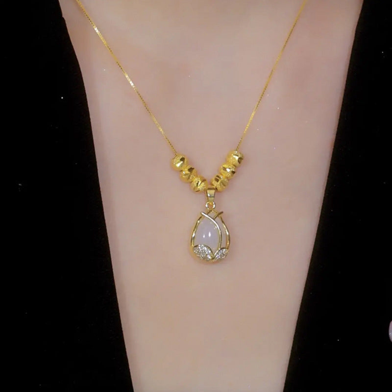 🌷 Tulpen-Anhänger in Gold – filigrane Halskette mit Glücksbringer, minimalistisches Design für Damen ✨