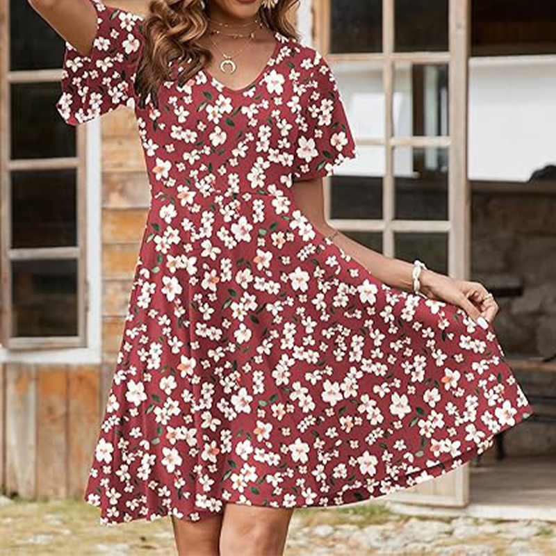 👗 Damen-Kleid mit floralem Print & V-Ausschnitt – luftig, bequem & vielseitig für Sommer, Alltag & Reisen 🌸☀️