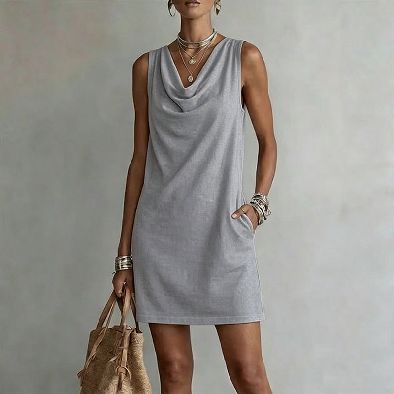 👗 50% RABATT! ⏰ Elegantes Slim-Fit-Kleid mit Wasserfallausschnitt – Ärmellos & mit Seitentaschen – Vielseitig & schmeichelhaft – perfekt für Büro, Dinner oder einen stilvollen Auftritt im Alltag ✨🌸