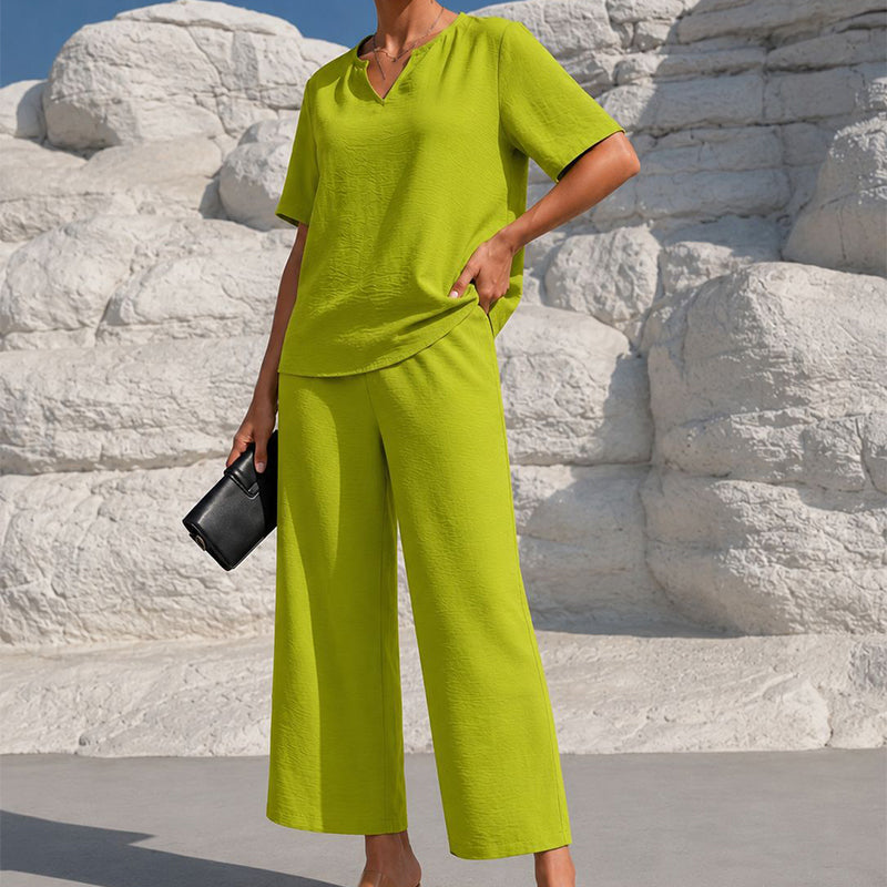 🌊 Lässiges Sommer-Set – Oberteil mit V-Ausschnitt & weite Hose, fließender Stoff & vielseitig kombinierbar, perfekt für entspannte Stunden am Meer oder in der Stadt ✨