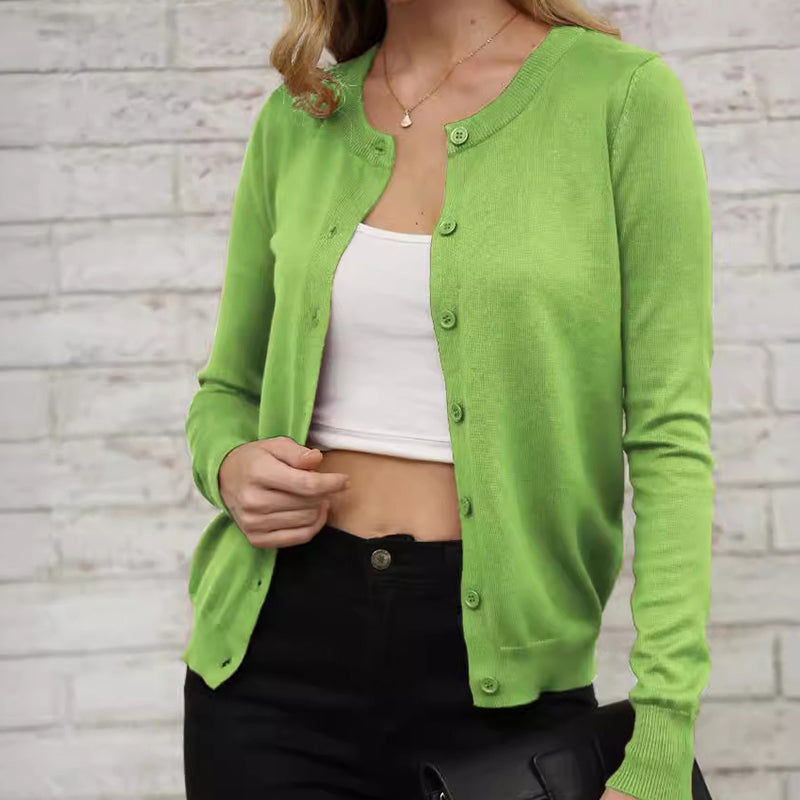 💚 Figurbetonter Strickpullover – kurz geschnitten, weich & vielseitig kombinierbar, perfekt für den stilvollen Auftritt ✨